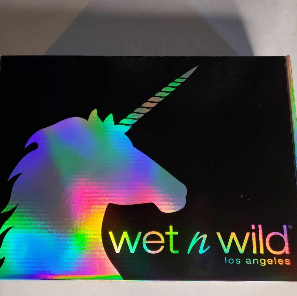 Wet n Wild Unicorn Vault